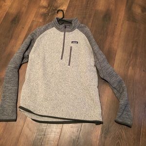 Patagonia Pullover.